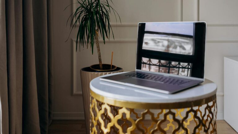 Tips for Creating a Productive Home Workspace That Boosts Focus and Comfort